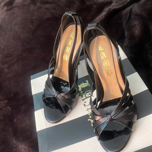 L.A.M.B. Black Strappy Leather Heels. Pristine Condition. Authentic! - Picture 1 of 9